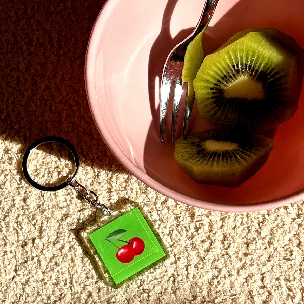 🍒towoit plexiglass keychain - omorfi🍒