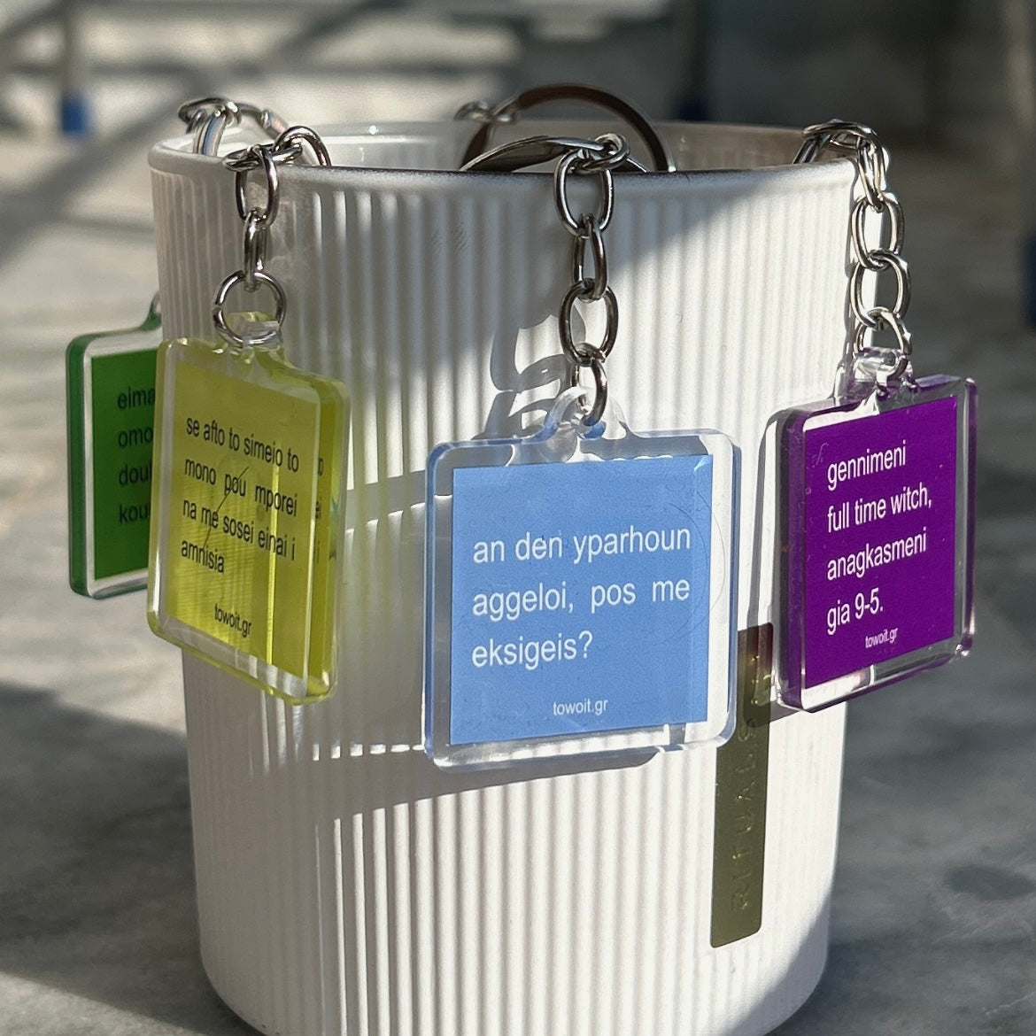 🪽towoit plexiglass keychain - aggeloi🪽
