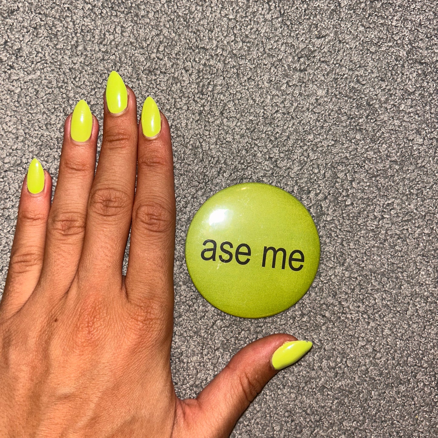 towoit button - ase me