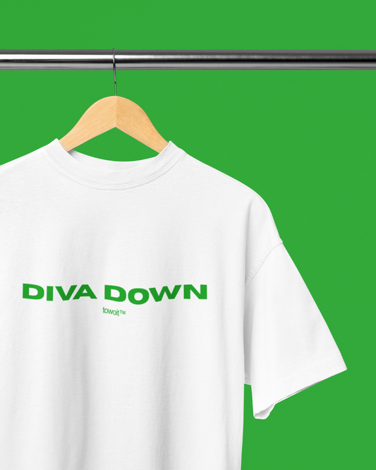 T-shirt - DIVA DOWN