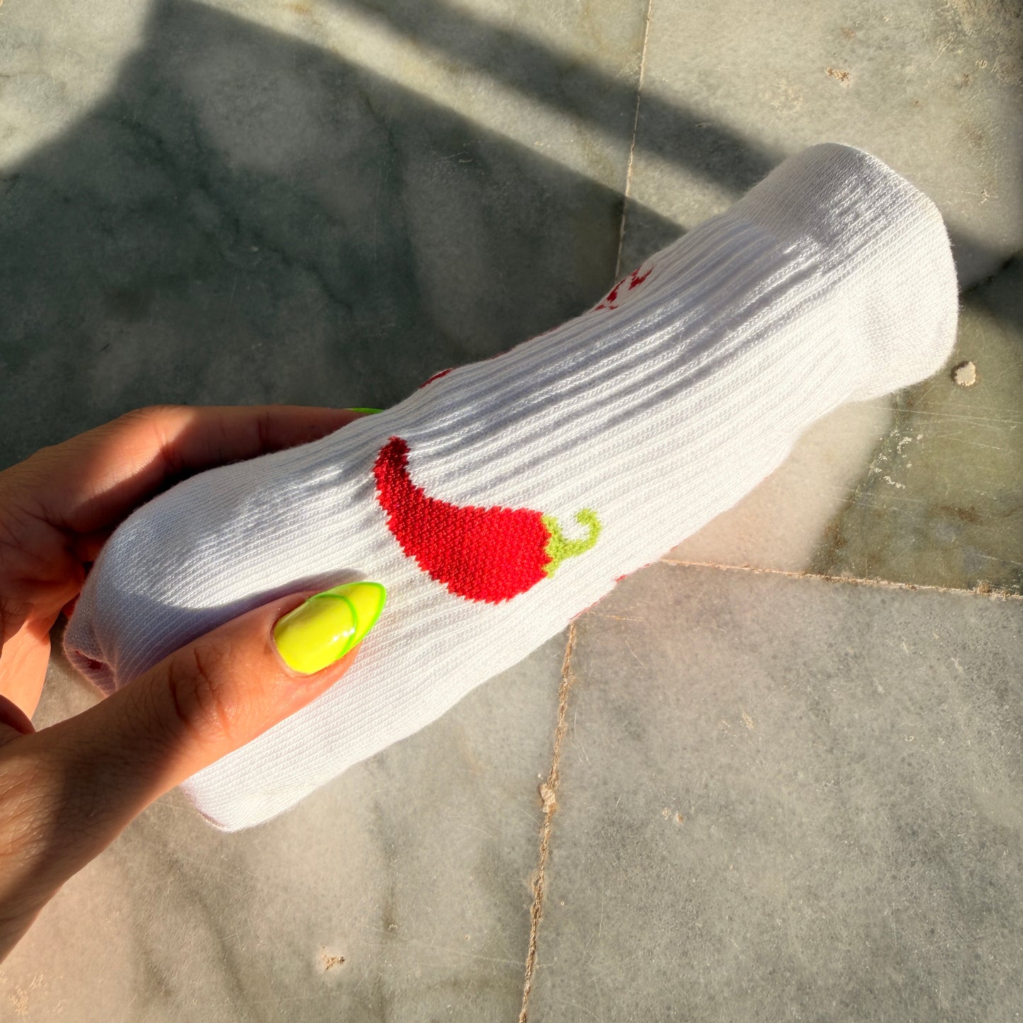 kaltsa skase white red